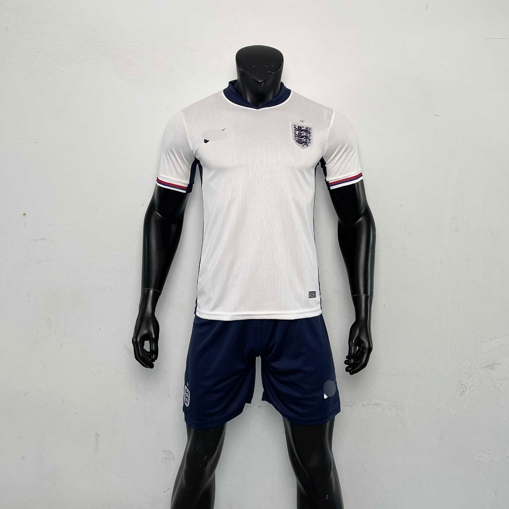 ชุดฟุตบอล อังกฤษ กำลังกายผู้ใหญ่ 2023/2024 เสื้อ+กางเกง เกรด AA