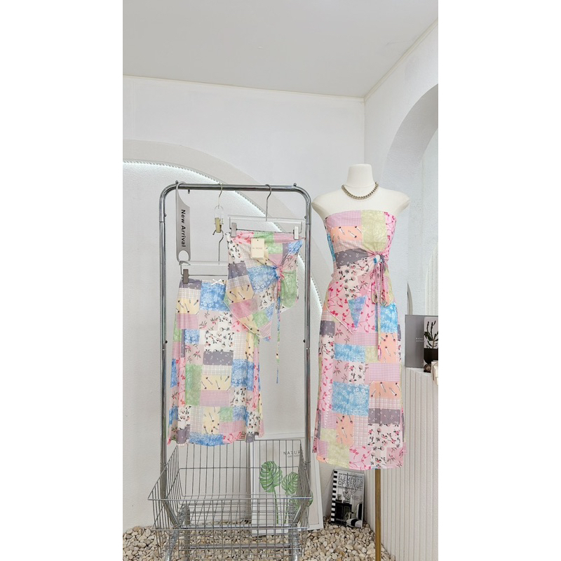 พร้อมส่ง🌸ชุดเซ็ต 2  ชิ้นงานเสื้อเป็นเกาะอกผ้ายืดใส่สบาย G-Rose