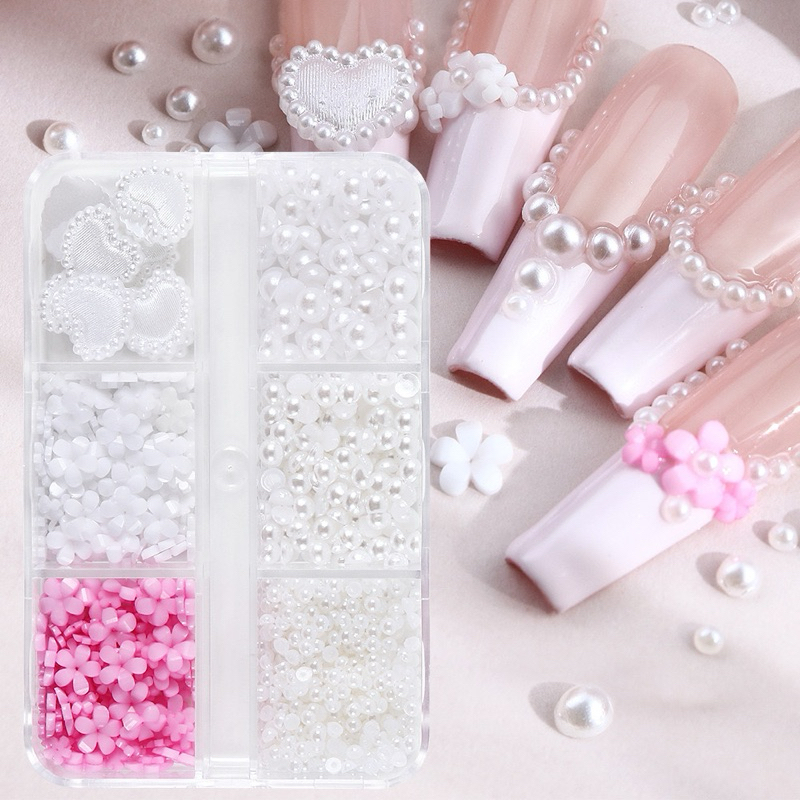 ของแต่งเล็บแบบกล่อง 6 ช่อง มุกรวมดอกไม้คละไซต์