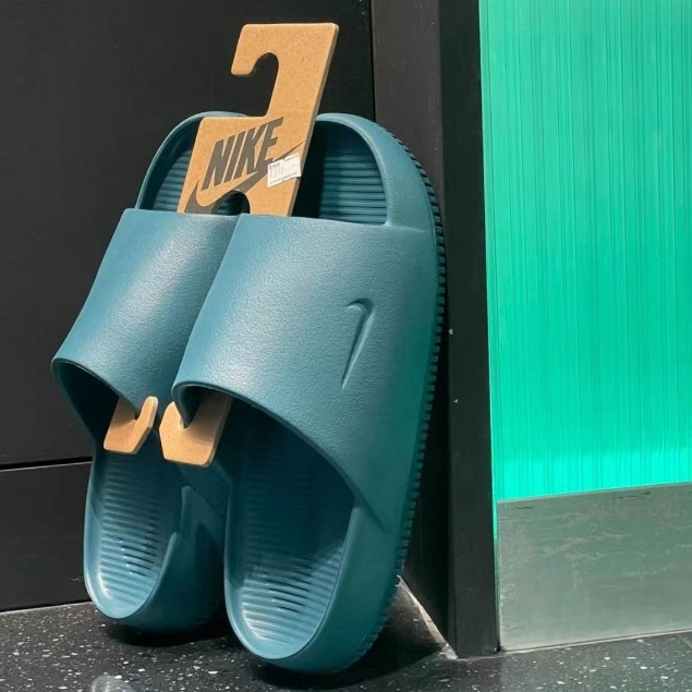 รองเท้าแตะผู้ชาย Nike Calm Slide ไนกี้ของแท้ 100% pvc สินค้าพร้อมส่งทันที พื้นนุ่มสบาย