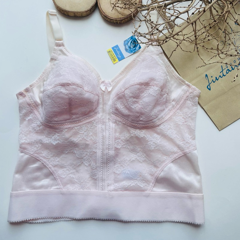 Jintana เสื้อชั้นในตัวยาวกระชับสัดส่วน สเตย์ รุ่น Basic bra ไร้โครงดันทรงตรงอก รหัส JL133 สีชมพูอ่อน