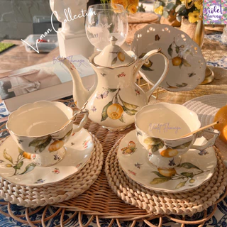 Violet Flamingo ชุดน้ำชาลายเลมอนและดอกไม้ สีครีม รุ่น Lemon High Tea Set ในชุดมีกาน้ำชาและแก้วจานรอง 2 ชุด