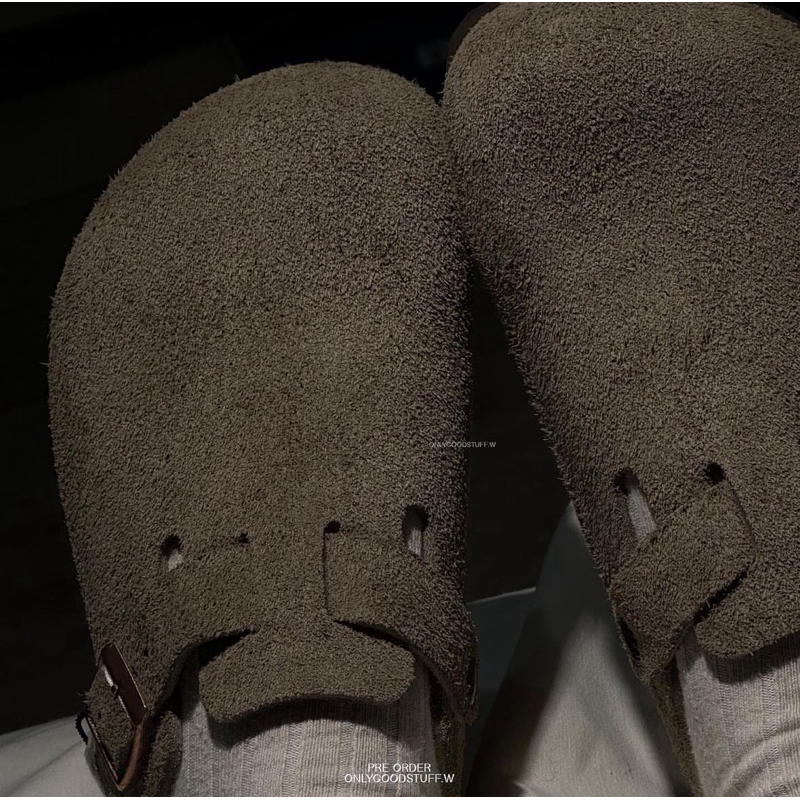 Birkenstock Boston Soft Footbed Suede Leather in Taupe — พรีออเดอร์