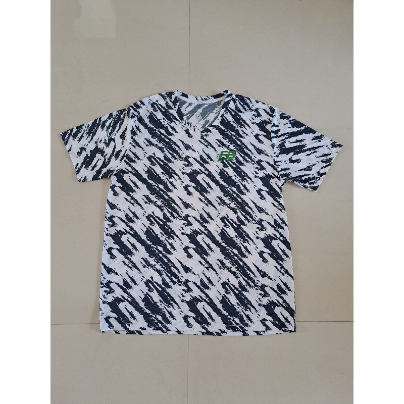 เสื้อยืดคอวี FB Battery