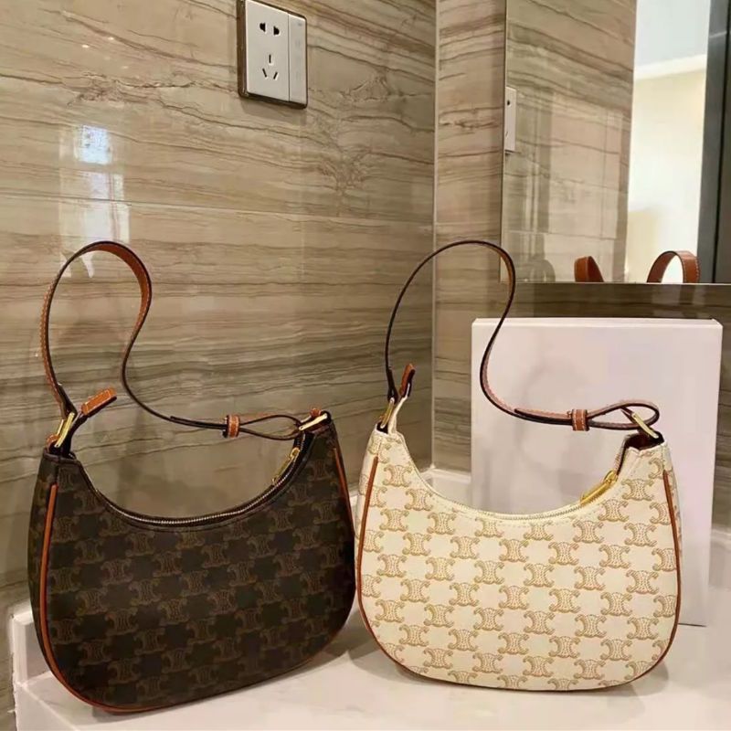 สินค้ามาใหม่ HENGHENG1 LISA BAG กระเป๋าแบบลิซ่า Blackpink กระเป๋าสะพายไหล่ กระเป๋าสะพายข้าง ทรงสวยมาก CK1199