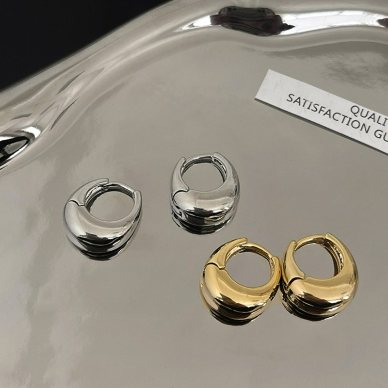 *สินค้าพร้อมส่ง*ต่างหูห่วง  earring by Pijika