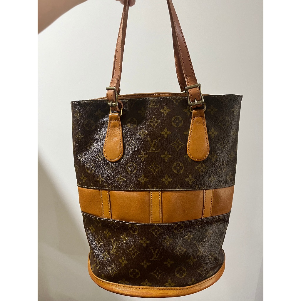 louis vuitton Coussin Bucket 手袋