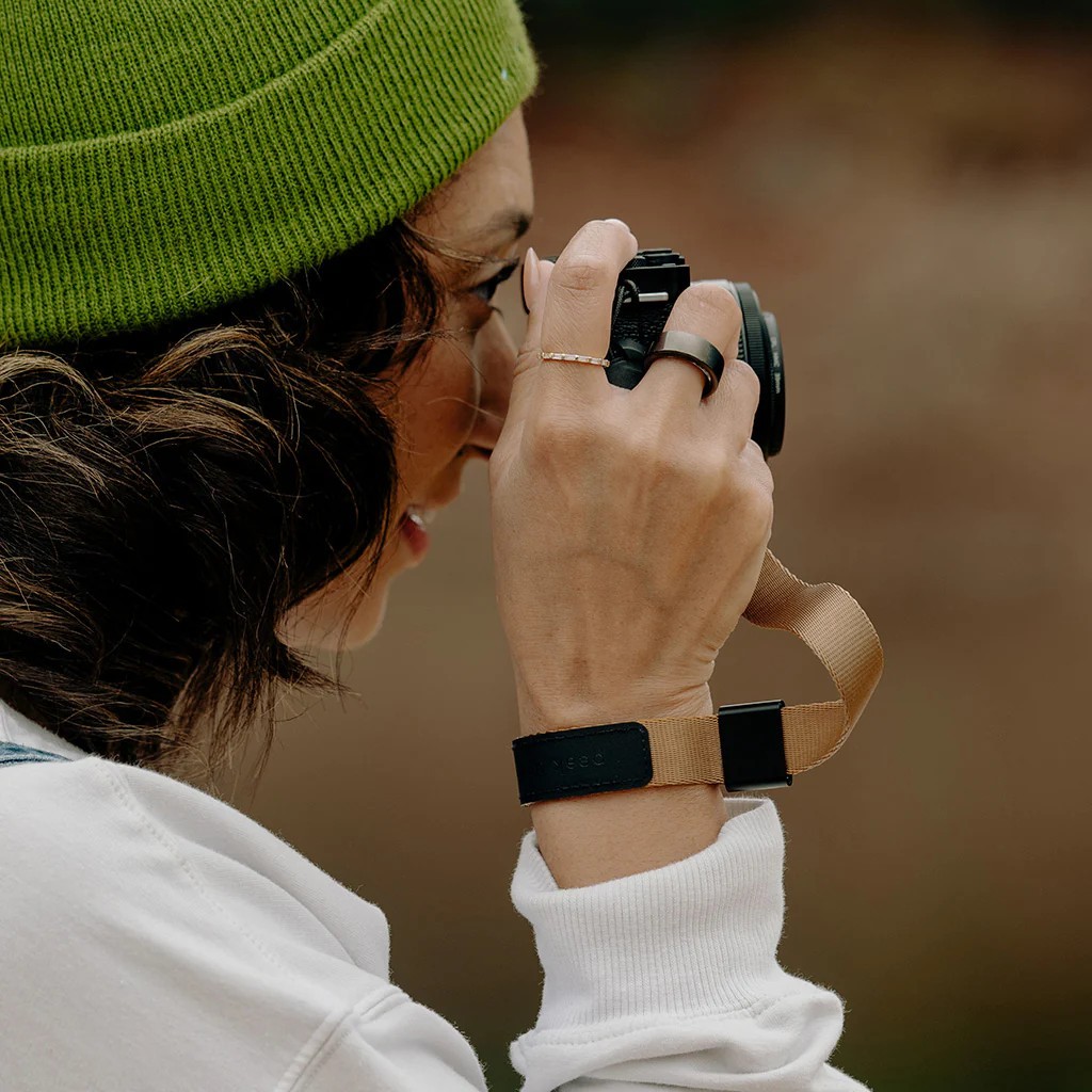 Peak Design Cuff สายคล้องข้อมือ เพื่อความปลอดภัยป้องกันกล้องตก