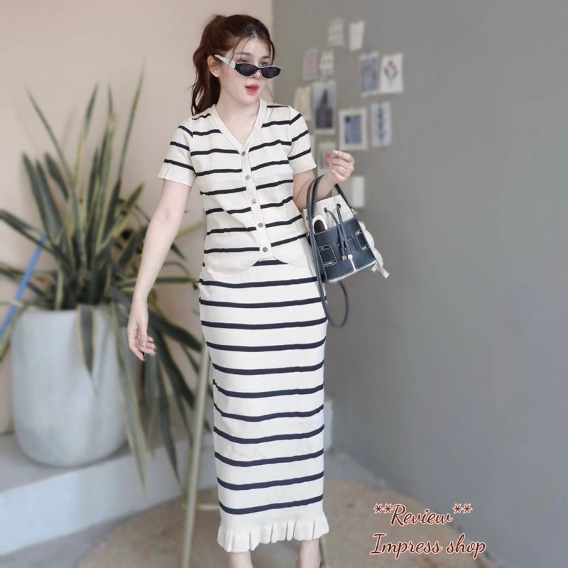 Chill Fashion Shop ชุดเซ็ตเสื้อกล้ามแขนสั้น+กระโปรง (รุ่น Set น้ำหอม)