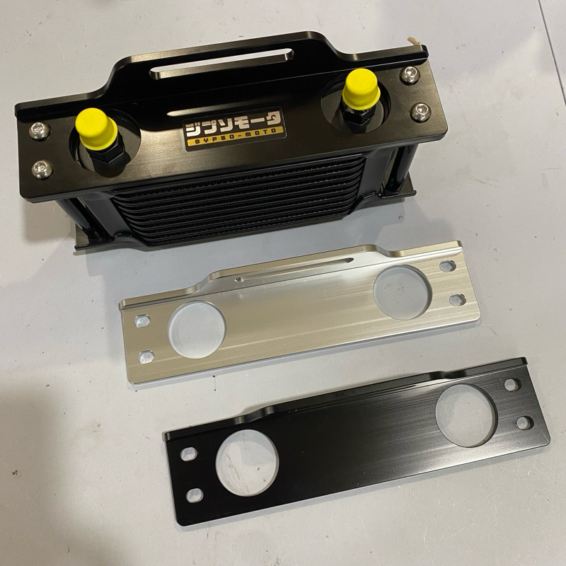 ขายึด แผง Oilcooler หน้า