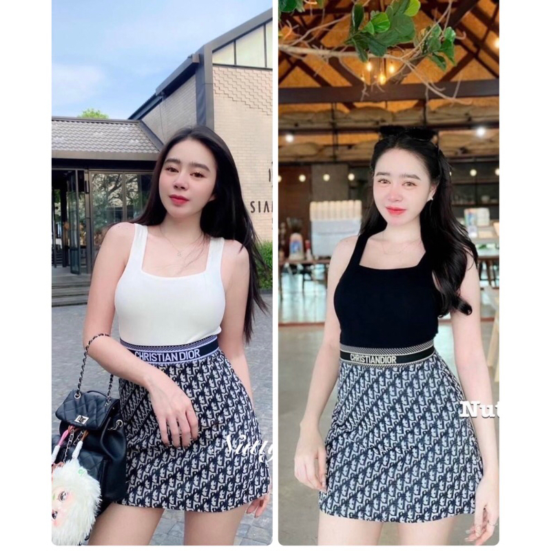 ชุดเซ็ท2ชิ้น บอดี้สูท แขนสั้น มาพร้อมกับ กระโปรงแบรผ์นดัง ติดขอบเอว ใส่ชิวๆชิคๆ
