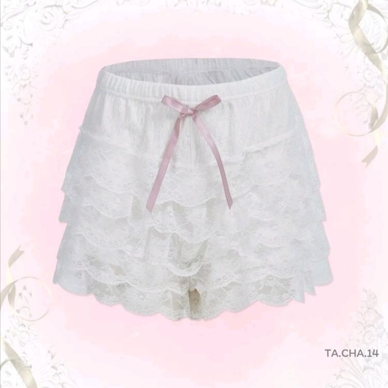 กางเกง​กระโปรง​ลูกไม้​ แต่งโบว์​ด้านหน้า​ สีขาว