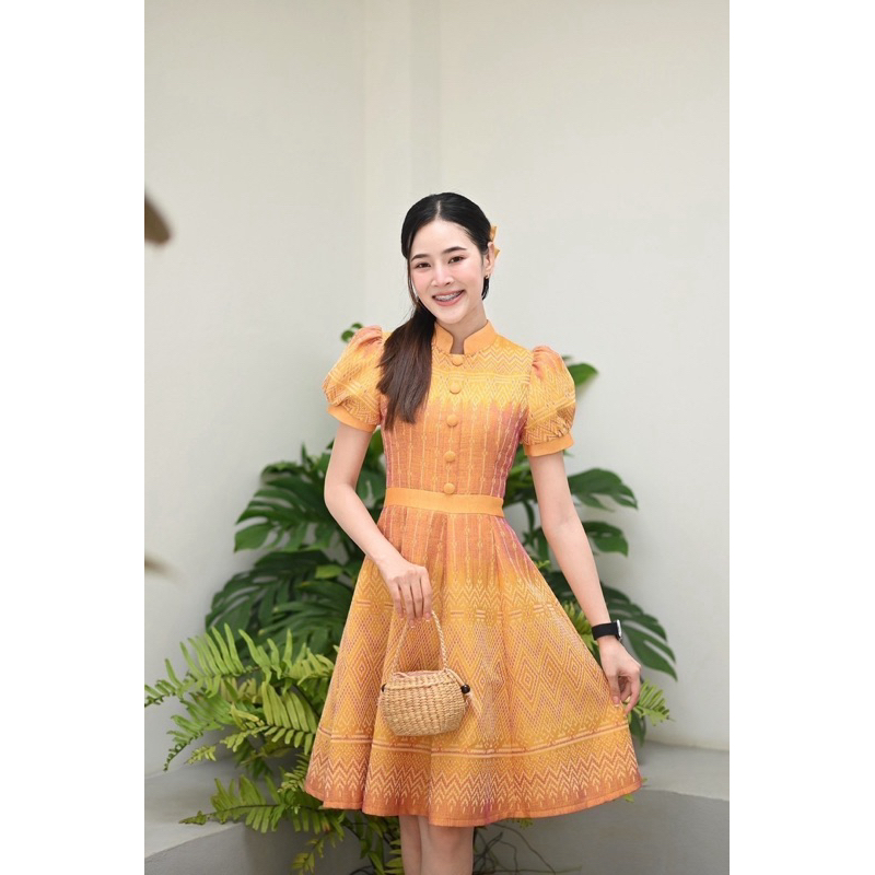 เดรสผ้าไทย ชุดผ้าไทยคุณครู ชุดผ้าไทย ชุดผ้าไทยสีเหลือง