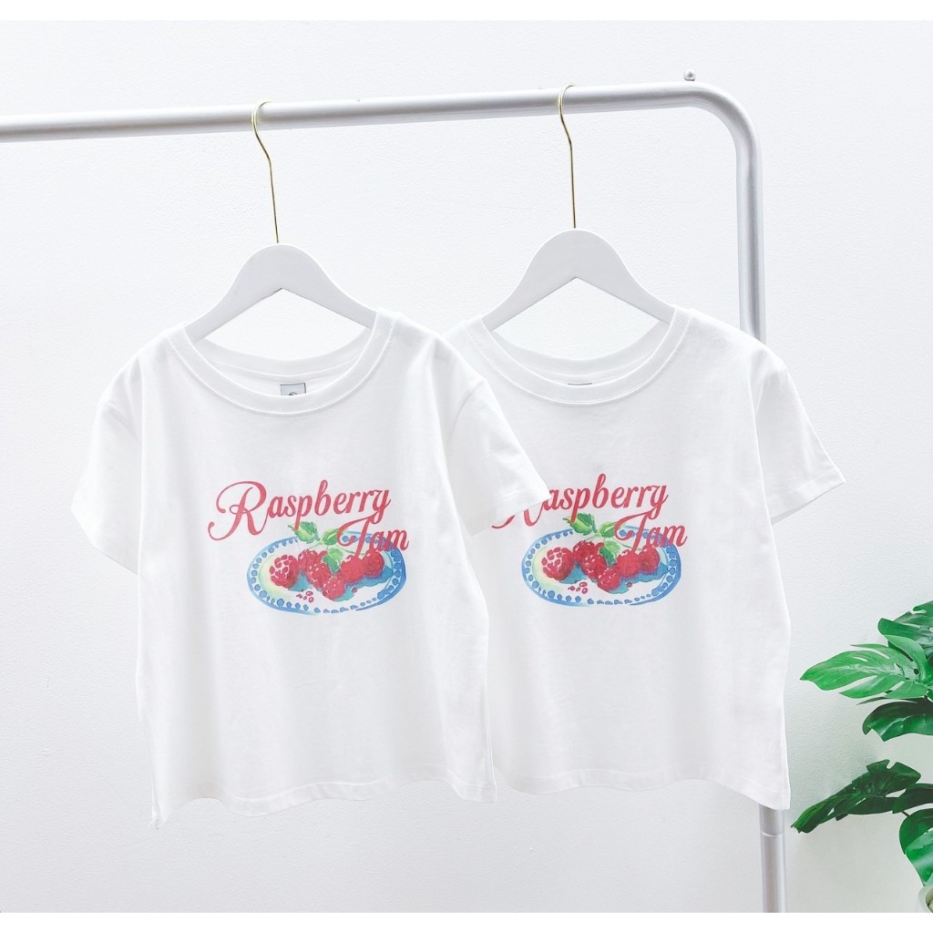 Ronron Raspberry Jam Cropped T shirt