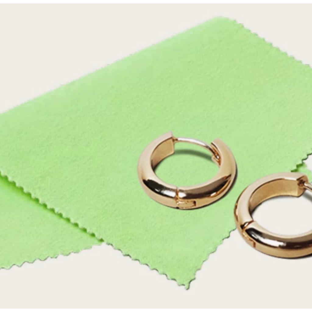 [Open on Museum] Silver Polishing cloth ผ้าเช็ดทำความสะอาดเครื่องประดับเงินแท้