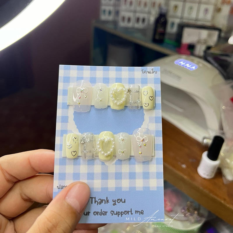 เล็บปลอมสำเร็จรูป M003