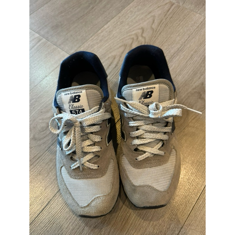 รองเท้าผ้าใบ New Balance 574 มือสอง