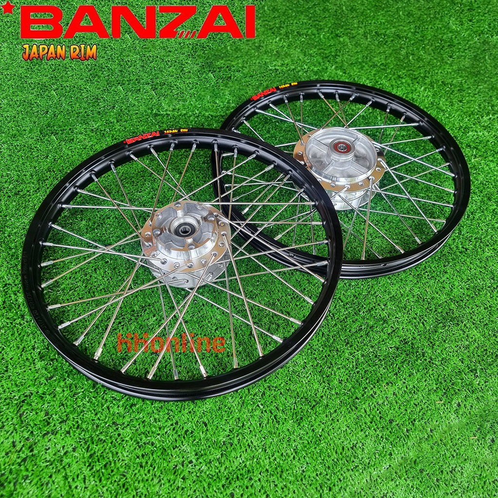 ชุดล้อพร้อมใส่ Banzai ชุดล้อบันไซดำ 1.2 BANZAI ขอบเรียบ ดุมกลึงเงา พร้อมใส่ พร้อมบูทลูกปืน มีทุกรุ่น เลือกรุ่นที่ต้องการ