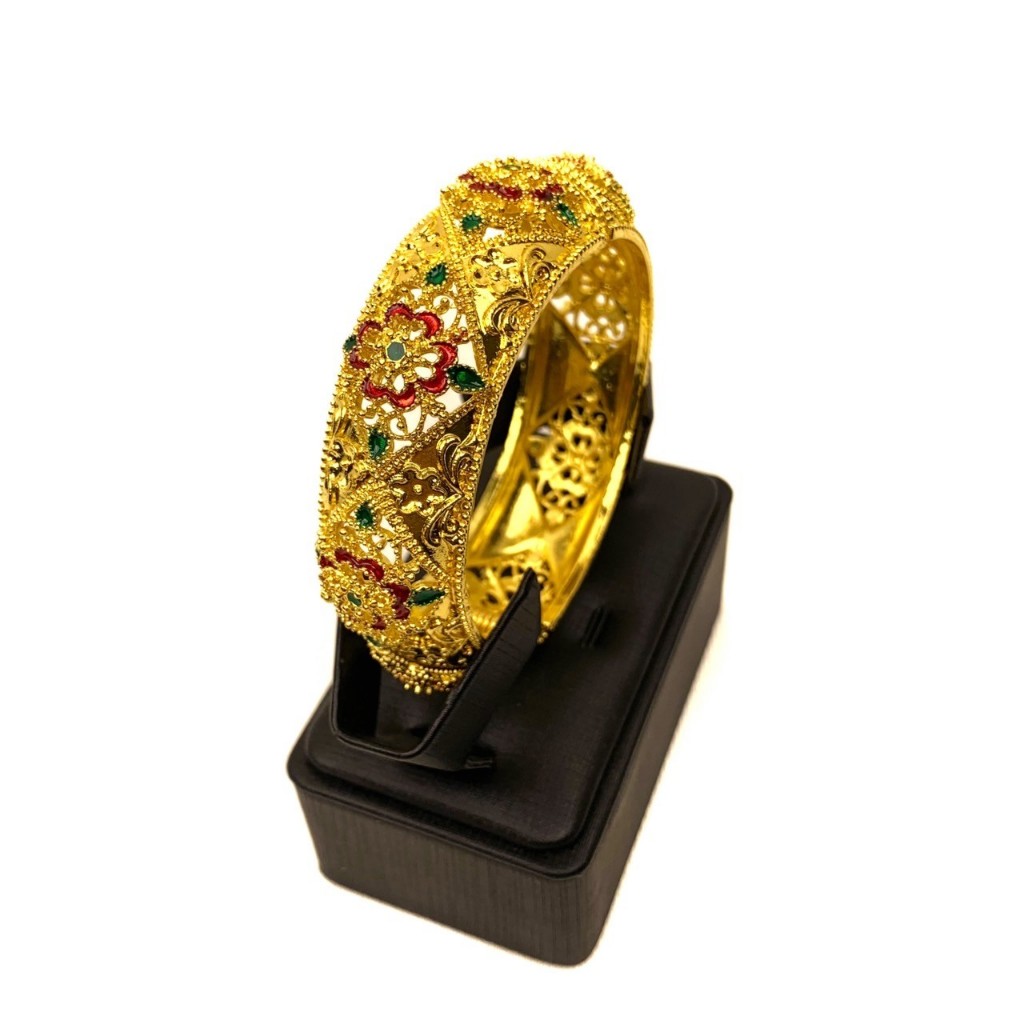 กำไลข้อมมือ สีทองลงยา ลายไทยฉลุ มีหลายแบบให้เลือก สินค้าพร้อมจัดส่งจากประเทศไทย