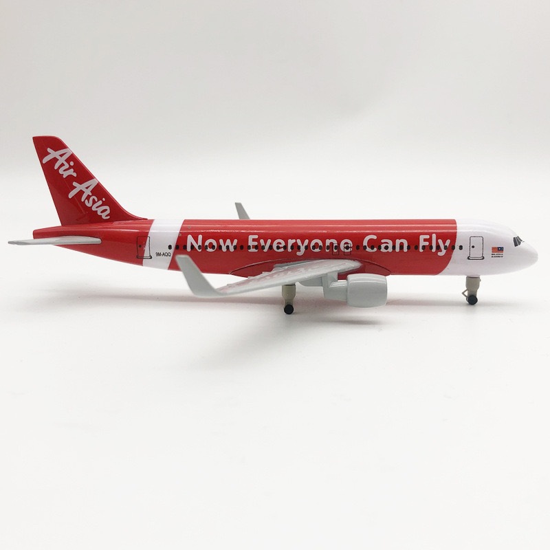[20 cm]โมเดลเครื่องบิน Air Asia A320 (everyone can fly) ทำด้วยเหล็กอัลลอย มีล้อและขาตั้งโชว์ให้ สวย งานละเอียด