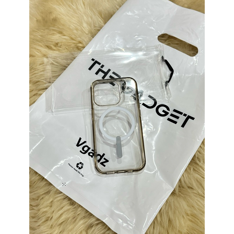 ส่งต่อ!! Case Iphone 15Pro รุ่น Crystal Palace Snap จาก Brand Zagg