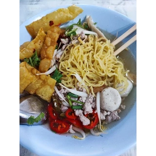 บะหมี่ แผ่นเกี๊ยวพิเศษ ตรา ลิ้มกิมอี่ ขนาด 500 กรัม (สูตรกวางตุ้ง)