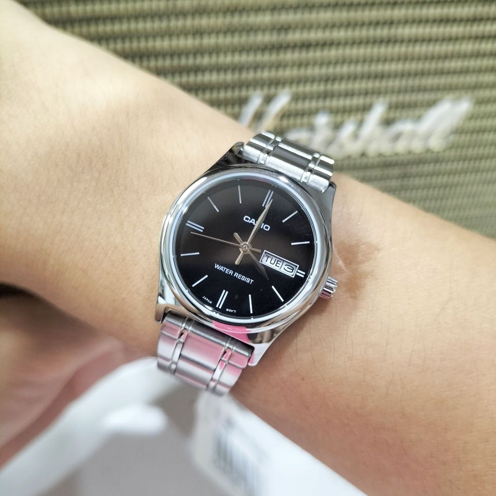 CASIO LTP-V006D หน้าปัด25มม. นาฬิกาหญิง สายสแตนเลส กันน้ำ แสดงวันที่-สัปดาห์ คาสิโอแท้ รับประกันศูนย์1ปี