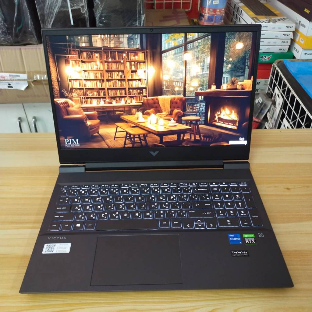 HP Victus16-D0267TX สภาพเครื่อง 95% ประกันศูนย์ Onsite 14/10/2024