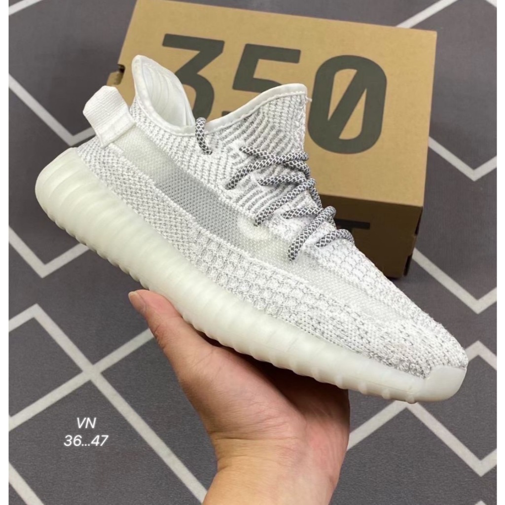 Adidas Yeezy 350 งาน HIEND 1:1 คุณภาพดีพร้อมกล่อง size 36--47 รองเท้าผ้าใบสำหรับผู้หญิงผู้ชาย
