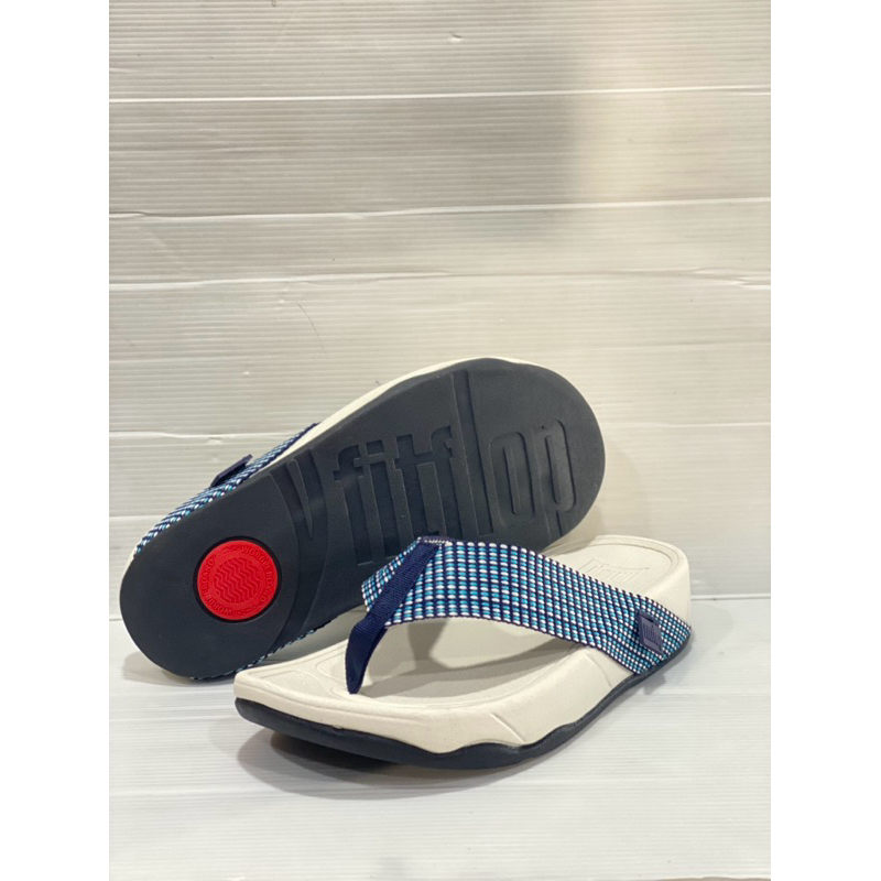 รองเท้าแตะ fitflop ผู้ชาย / ผู้หญิงมีไซด์ 36 ถึง 45 มีของพร้อมจัดส่งค่ะ