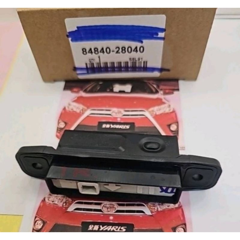 สวิตซ์ไฟฟ้าเปิดฝาท้าย toyota yaris รุ่นมีหนวดและไม่มีหนวด สินค้าใหม่รับประกัน 3 เดือน โปรโมชั่น ราคาถูก Shopee Lazada