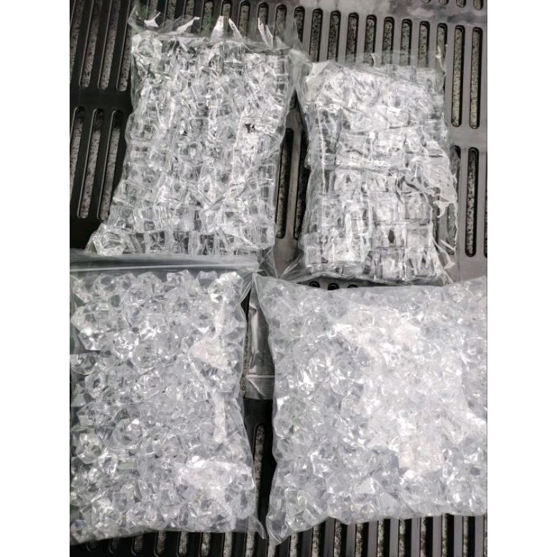 น้ำแข็งปลอมขนาด 500-1000 กรัม.