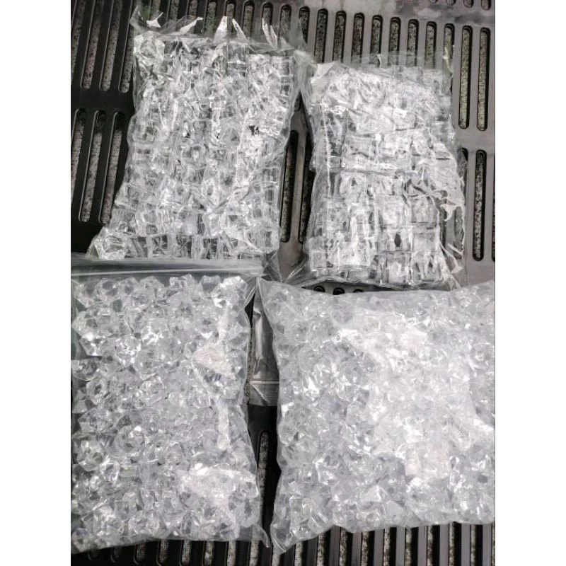 น้ำแข็งปลอมขนาด 500-1000 กรัม.