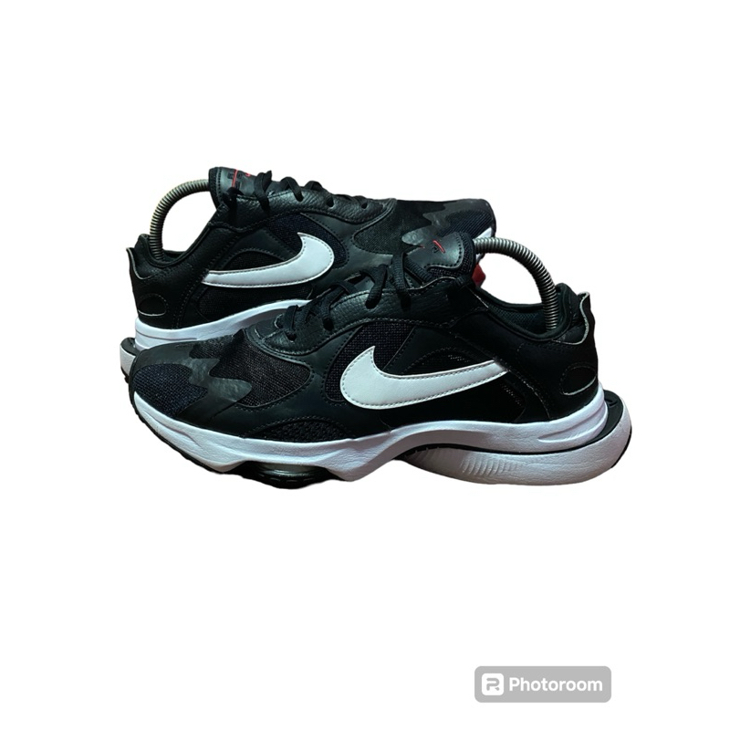 รองเท้ามือสอง Nike Air Zoom ไซส์ 42.5/27 กดสั่งได้เลยพร้อมส่ง