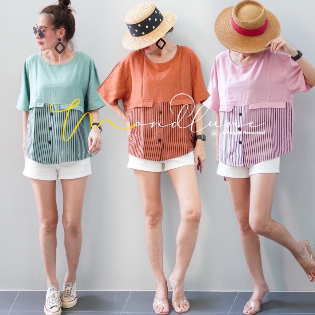 MondLuneCloth New arrivals Korea style เสื้อเบลาส์คอกลม แขนสั้น ด้านหน้าแต่งกับผ้าลายแต่งกระดุมดูดี
