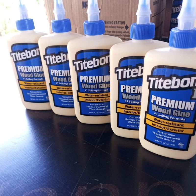 กาวติดไม้ Titebond ขนาดเล็ก