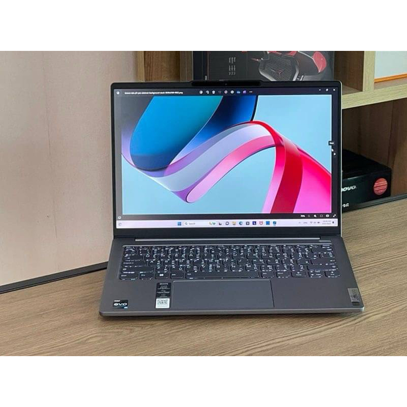 Lenovo ideapad Pro 5 14irh8 สเป้ค CTO i5-13500H SSD1TB RAM32GB จอ 2.8K 120Hz เครื่องใหม่ตัวโชว์