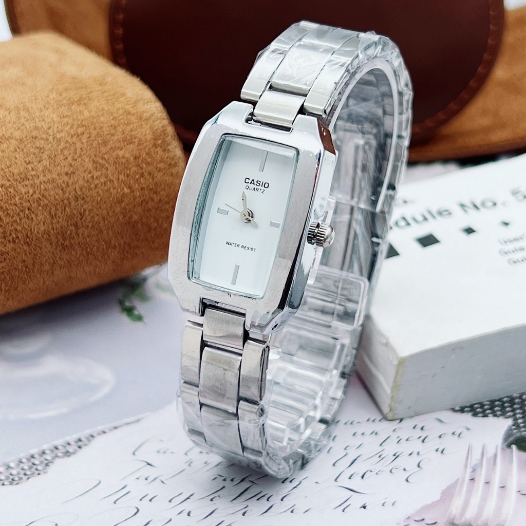 นาฬิกาข้อมือคาสิโอ้ สายเลท หน้าปัดสี่เหลี่ยมขนาด22มม. รุ่น LTP-1165A ดีไซน์จุดเพชร