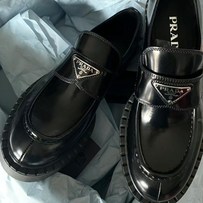 รองเท้า เบอร์ 44 พร้อมส่ง