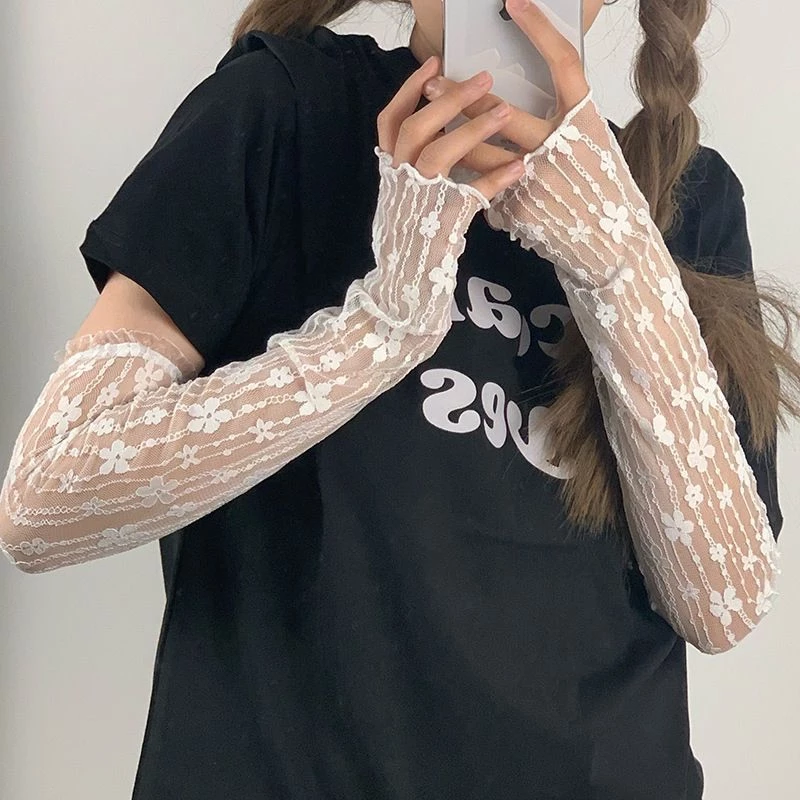 พร้อมส่งในไทย// 01ลูกไม้ซีทรู ถุงมือตาข่ายลูกไม้ แฟชั่นโลลิต้า (Lolita Fashion) ปลอกแขนแฟชั่น
