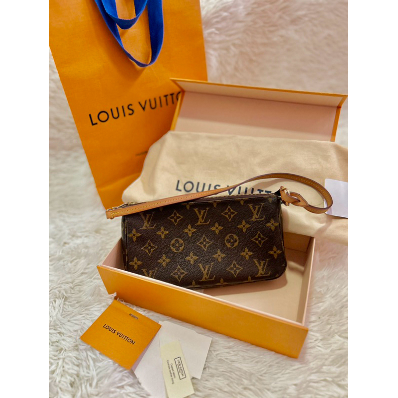 🍁Lv pochette monogram NM dc 12 รุ่นไซส์ใหม่ มือ2สภาพสวย🍁