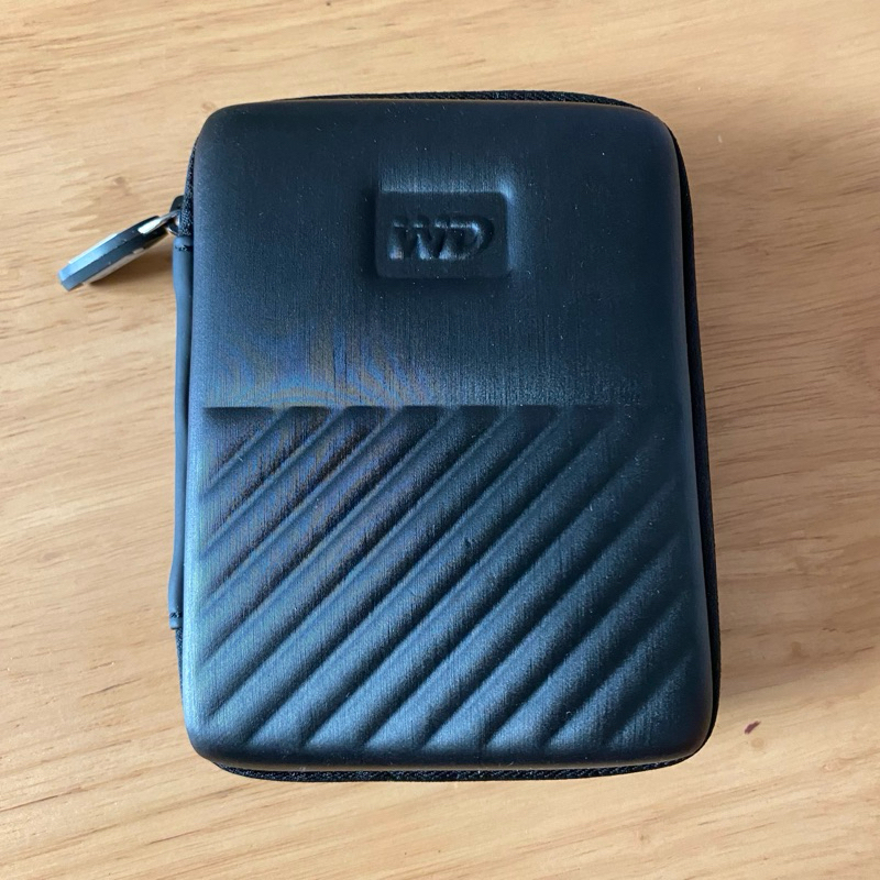กระเป๋ากันกระแทก สำหรับ External Harddisk ขนาด 2.5“ มีสายรัดตัวฮาร์ดดิส และช่องเก็บสาย