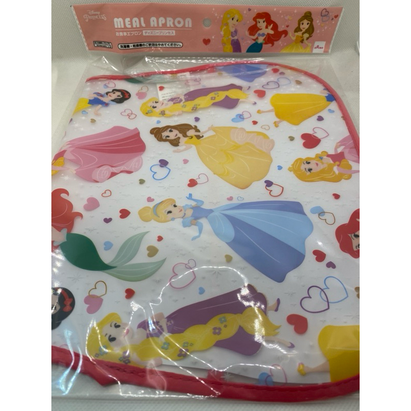 พร้อมส่ง! Disney ของแท้! จากยี่ปุ่น!ผ้ากันเปื้อนทานอาหารเด็ก