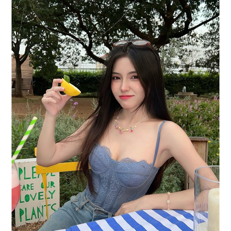 เกาะอกลูกไม้ งานตามหาผ้าดีเข้าทรง