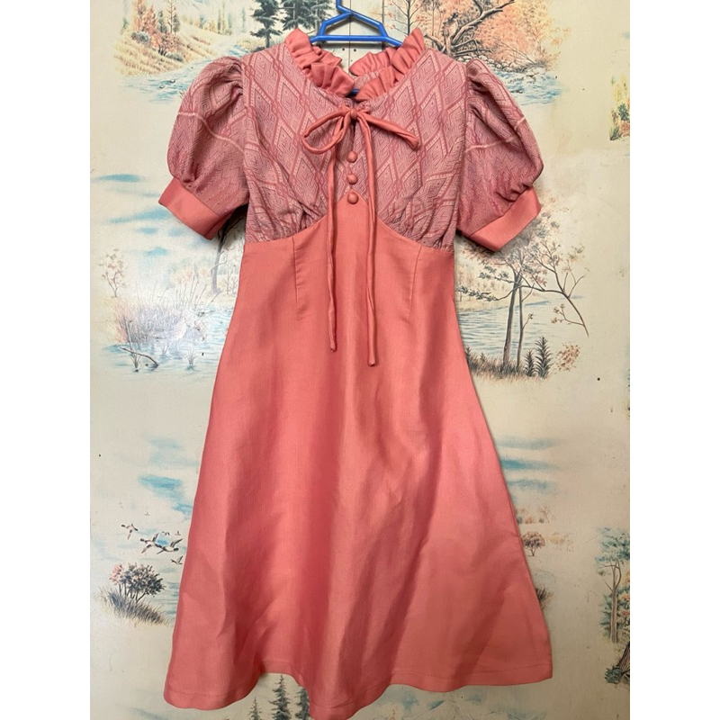 Mabel ชุดเดรสผ้าไทย สีส้มพีช S