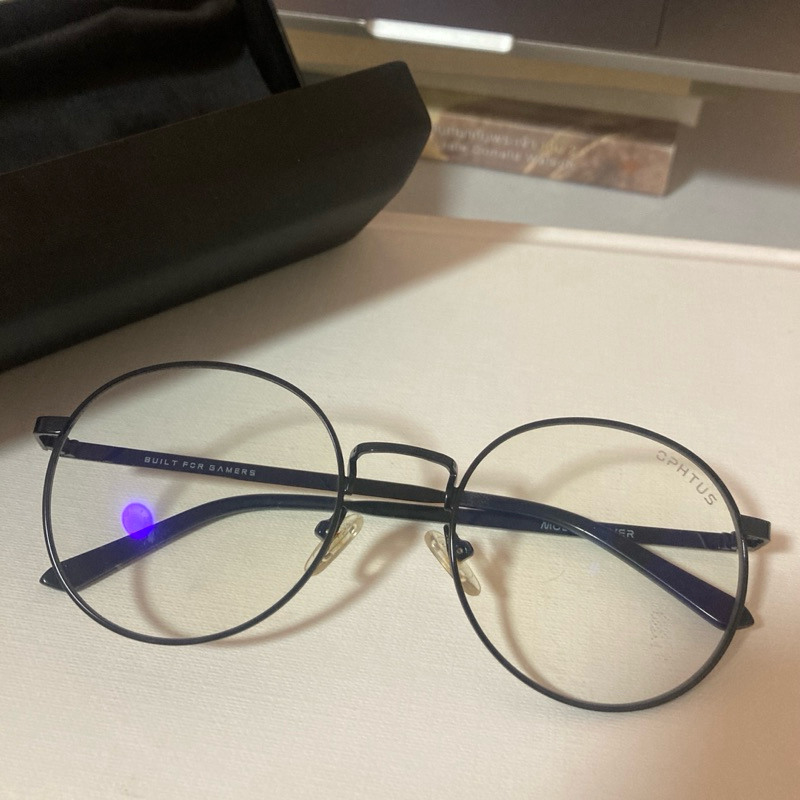 Ophtus แว่นกันแสงสีฟ้า รุ่น Hover แว่นทำงาน แว่นเล่นเกม สไตล์เกมเมอร์