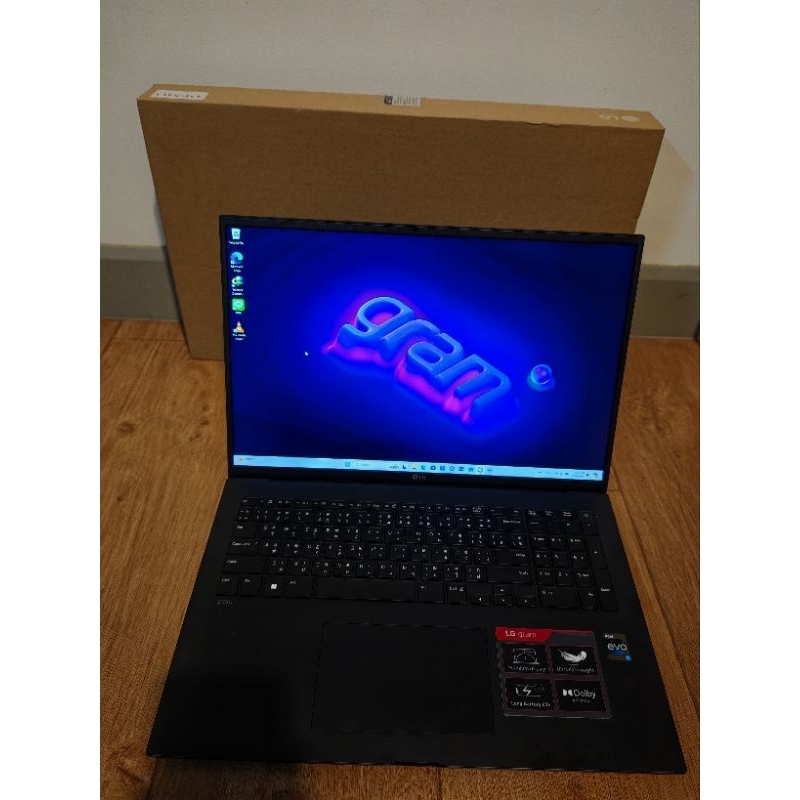 LG gram 17 นิ้ว i5 1340P 16GB 512GB เครื่อง DEMO