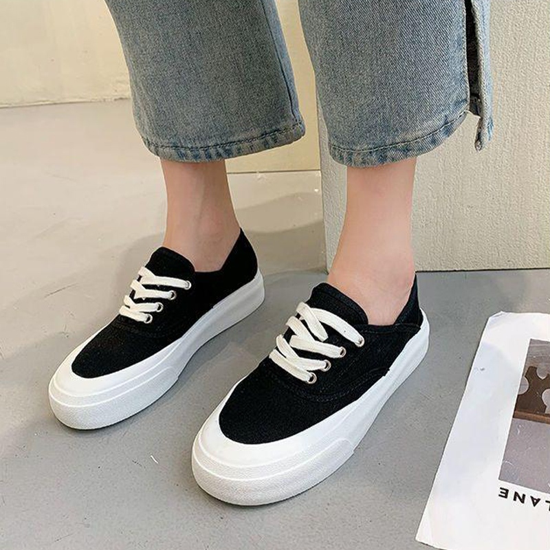 GFShop ราคาสุดคุ้ม รองเท้าผ้าใบสไตล์เกาหลี ดีไซน์สวย ใส่สบาย มีกันลื่น เหมาะกับทุกการสวมใส่ จะใส่เที่ยว ใส่ทำงาน หรือใส่