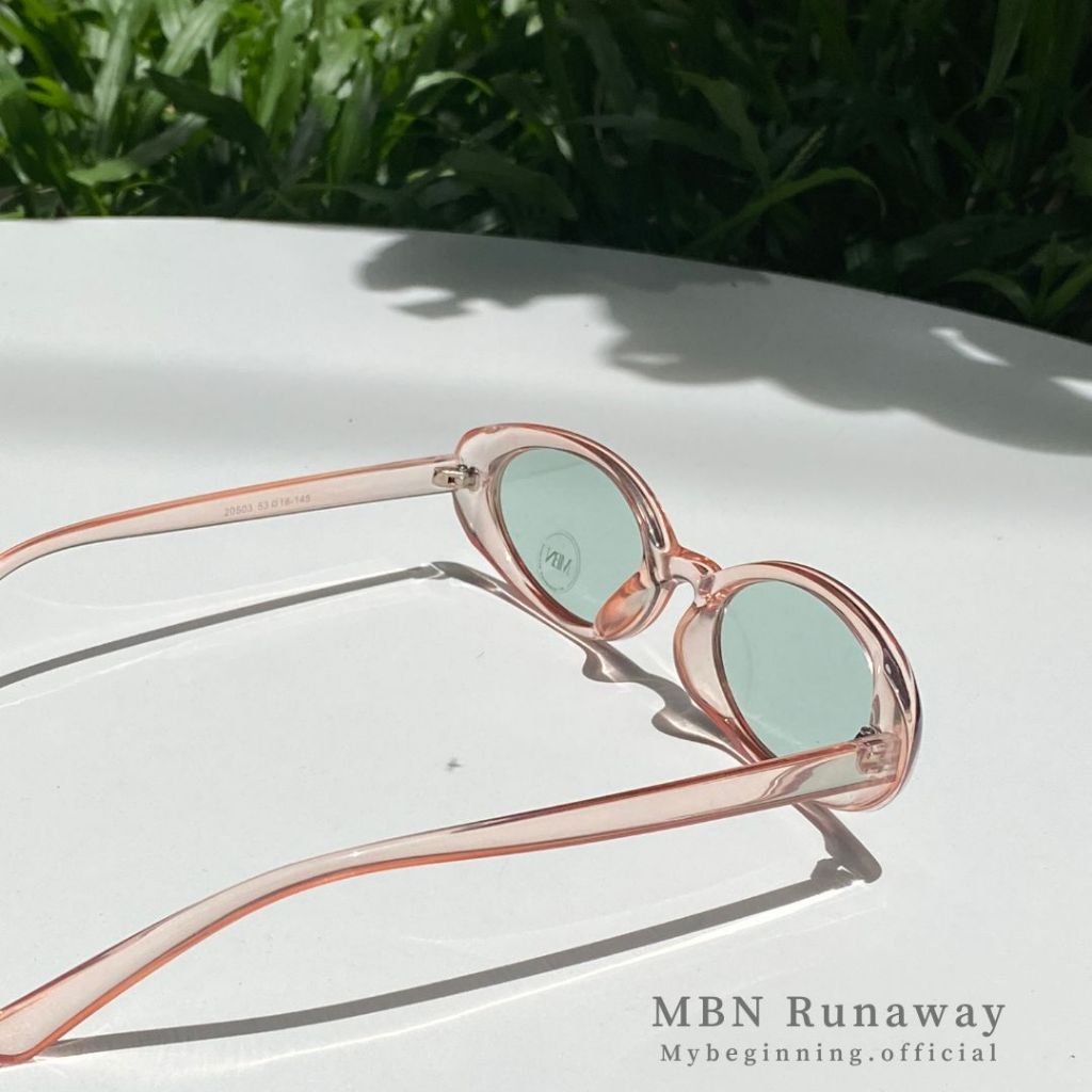 𝐌𝐁𝐍 รุ่น 𝐑𝐮𝐧𝐚𝐰𝐚𝐲 แว่นกันแดด ทรง Cateye ป้องกัน UV400 รูปที่ 6