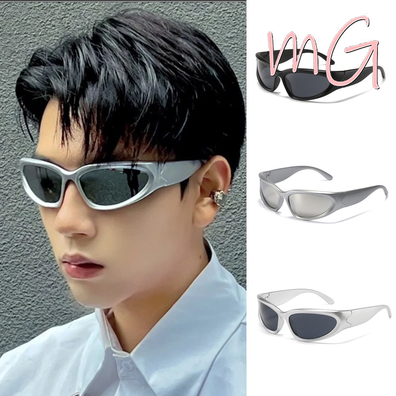 [ส่งจากกทม]แว่นตา UV400 แว่นกันแดดป้องกันรังสียูวีหลากสี กรอบสี่เหลี่ยม Y2K แฟชั่นเกาหลีสุดเท่ สไตล์พังก์ 2024Unisex